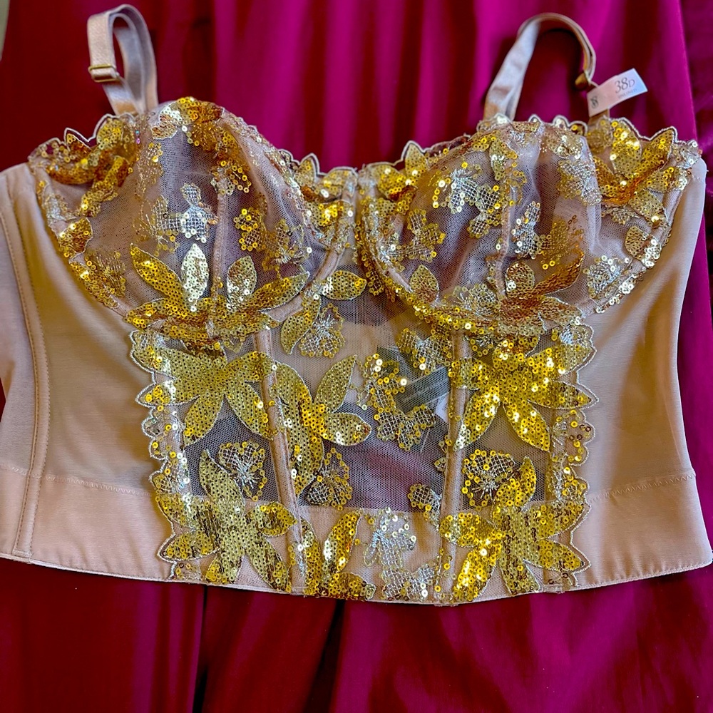 Victoria Secret Bra/ Bustier